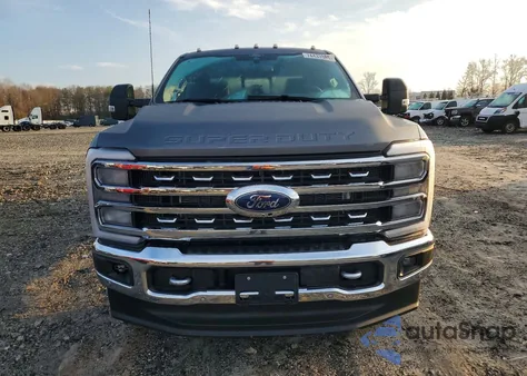 2025 Ford F350 Super Duty из США, поврежденный, VIN 1FT8W3DT0SEC91242